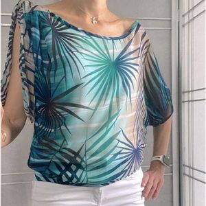 NWOT Renme C. Size S sheer blouse